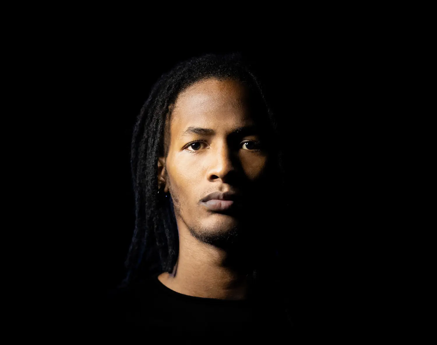 Foto de portada de Leonard Yeison